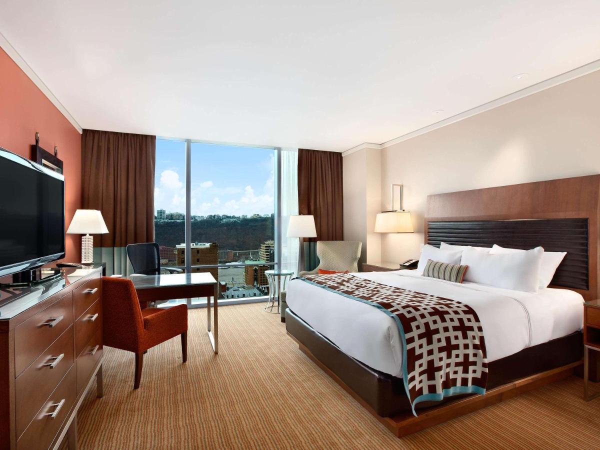 Fairmont Pittsburgh Hotel Bagian luar foto