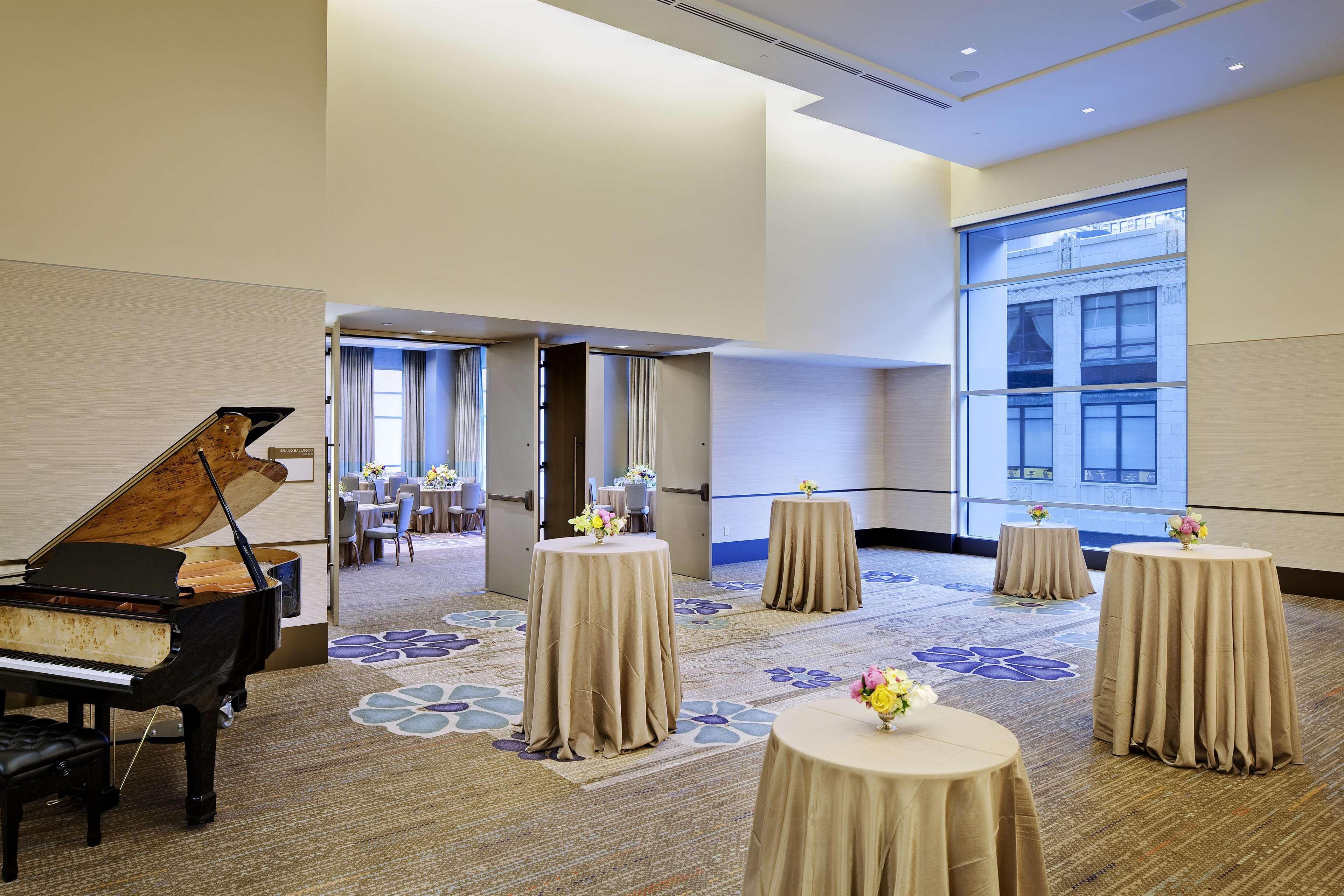 Fairmont Pittsburgh Hotel Bagian luar foto